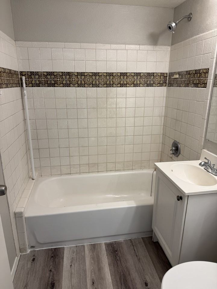7221 E Granada Rd #2 - Photo 5 of 22
