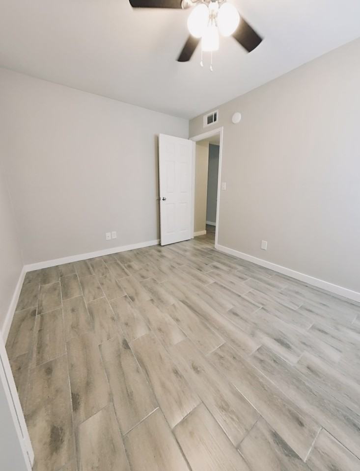 2737 N Salem #101 - Photo 4 of 17
