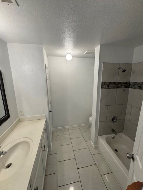 110 Lydia St - Photo 2 of 6