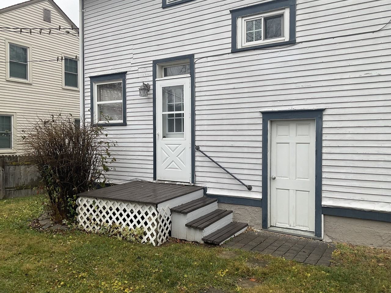 2103 Kentucky Ave - Photo 5 of 17