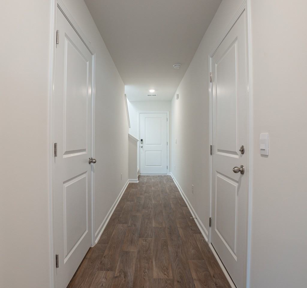 246 Wall St - Photo 7 of 28