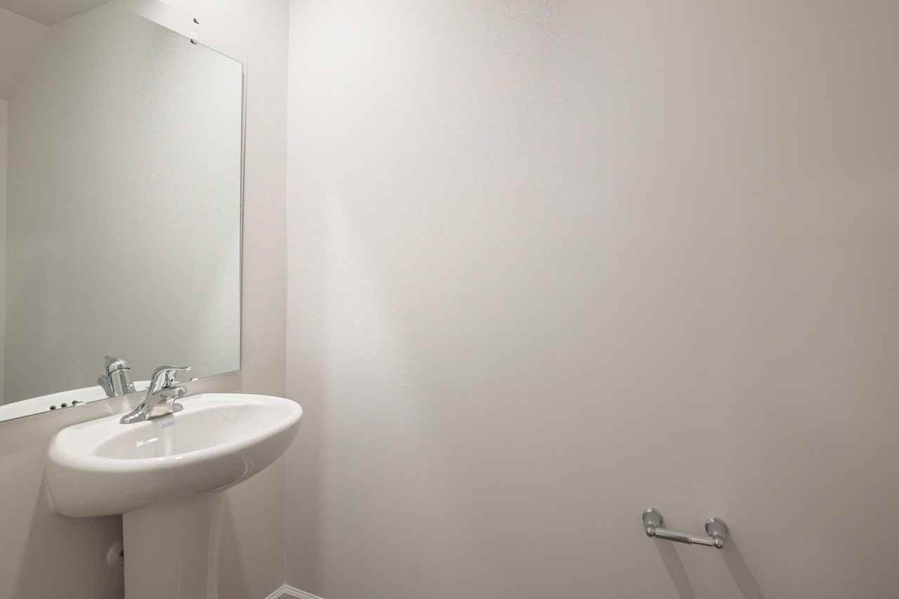 246 Wall St - Photo 3 of 28