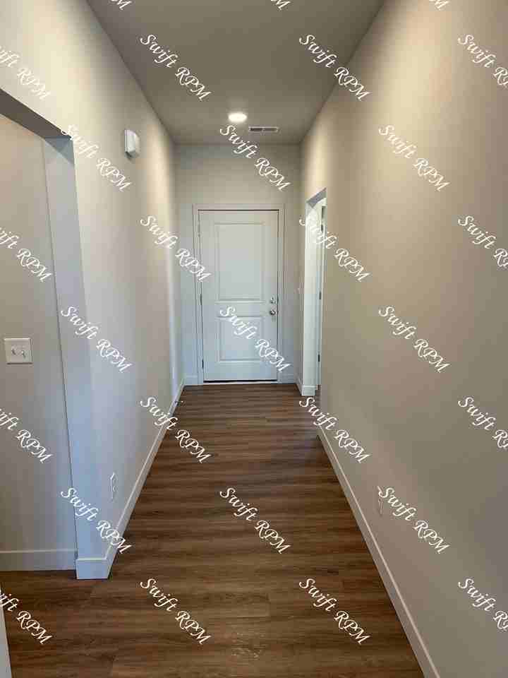 12428 S Parkwood Ln #1 - Photo 7 of 29