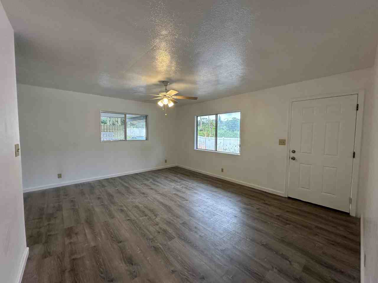 15 - Photo 2 of 8