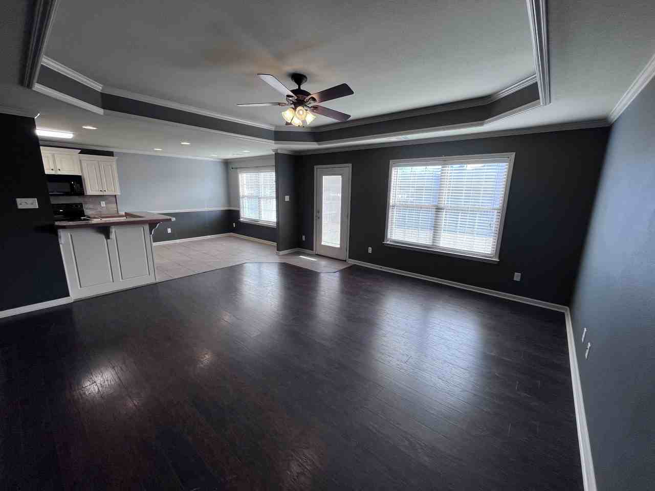 2309 S 1st St - Photo 4 of 38
