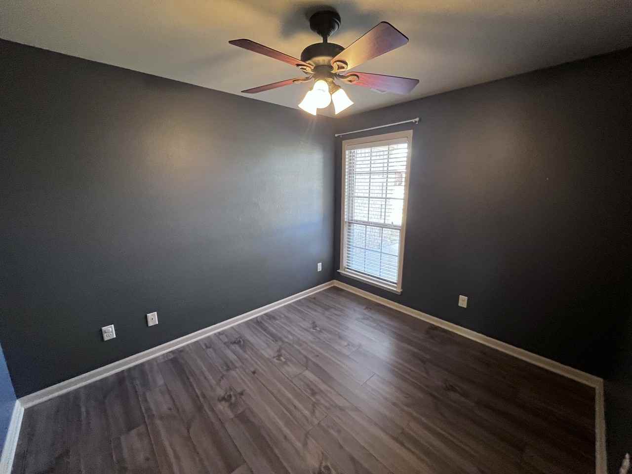 2309 S 1st St - Photo 5 of 38