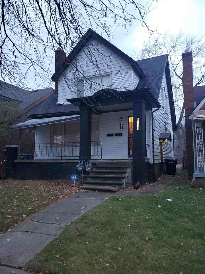 9111 Pinehurst St - Photo 6 of 25