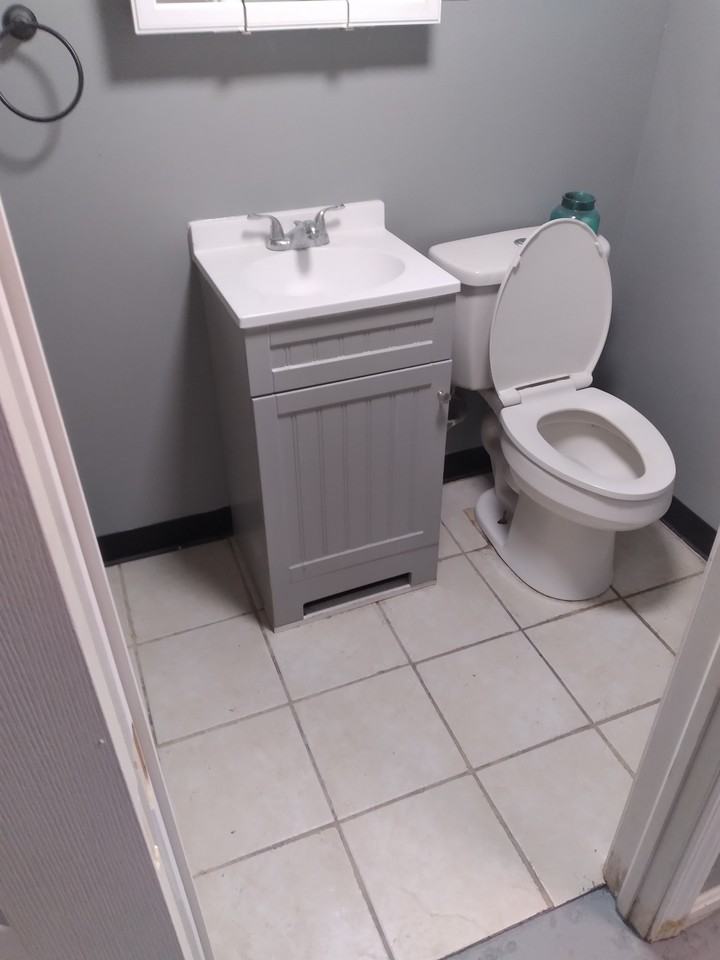 1343 Eldorn Dr #1 - Photo 4 of 10