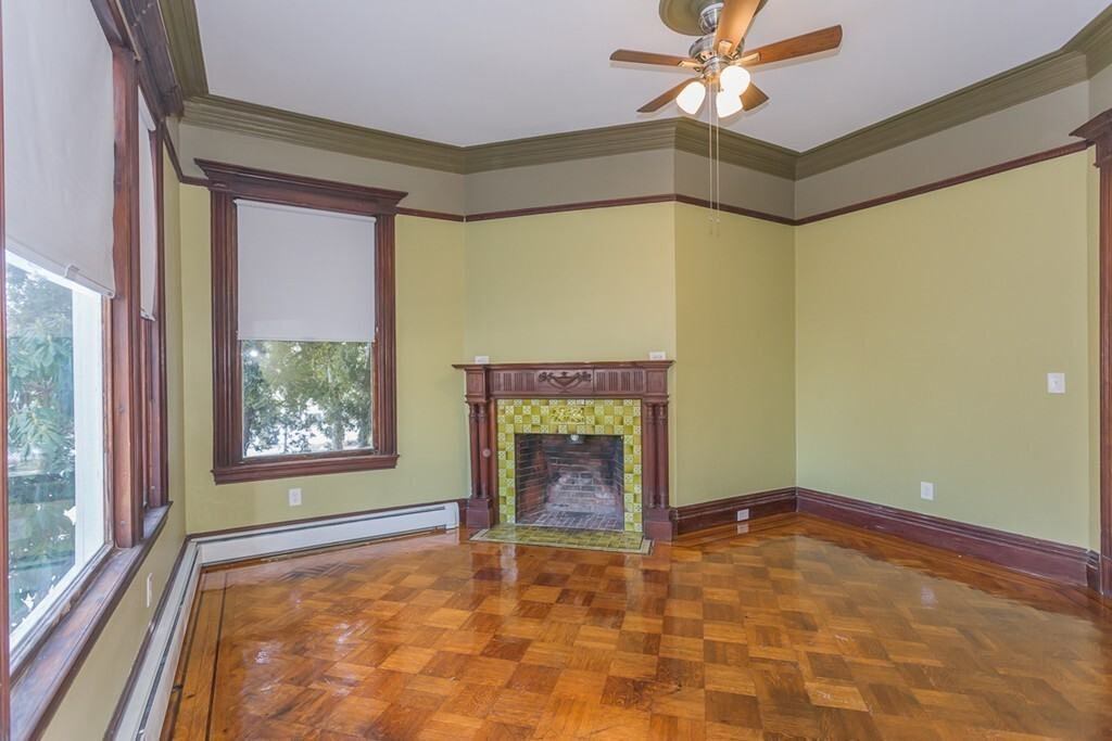 278 Lafayette St #1 - Photo 4 of 11