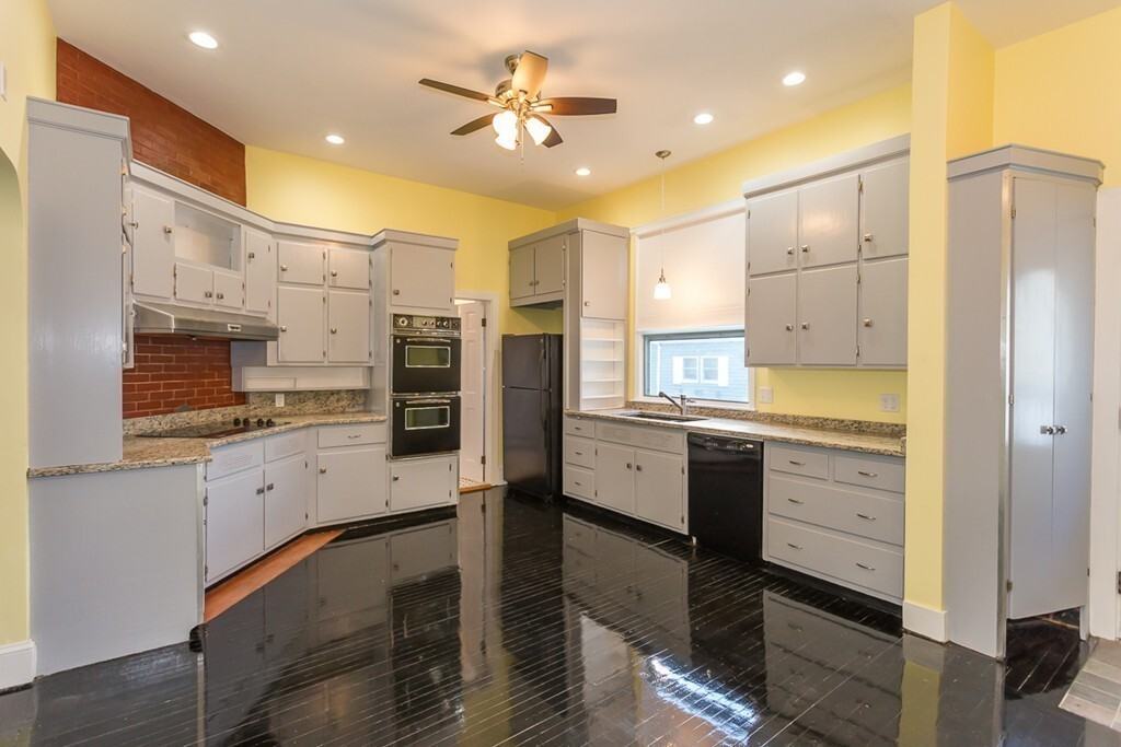 278 Lafayette St #1 - Photo 5 of 11