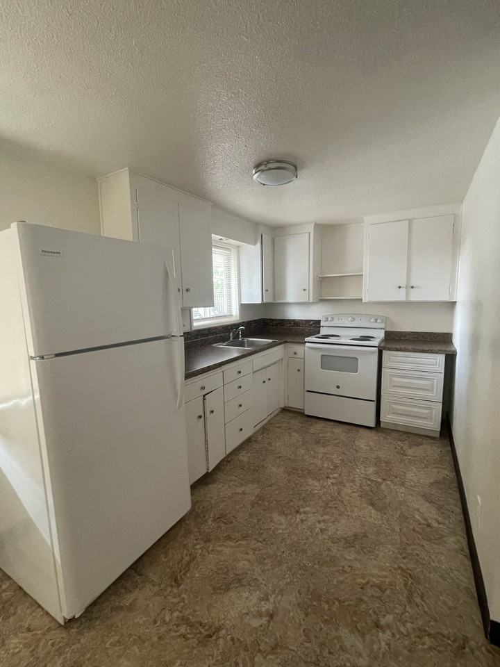 1307 Garfield St S #1 - Photo 2 of 17