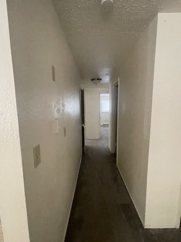 1307 Garfield St S #1 - Photo 5 of 17