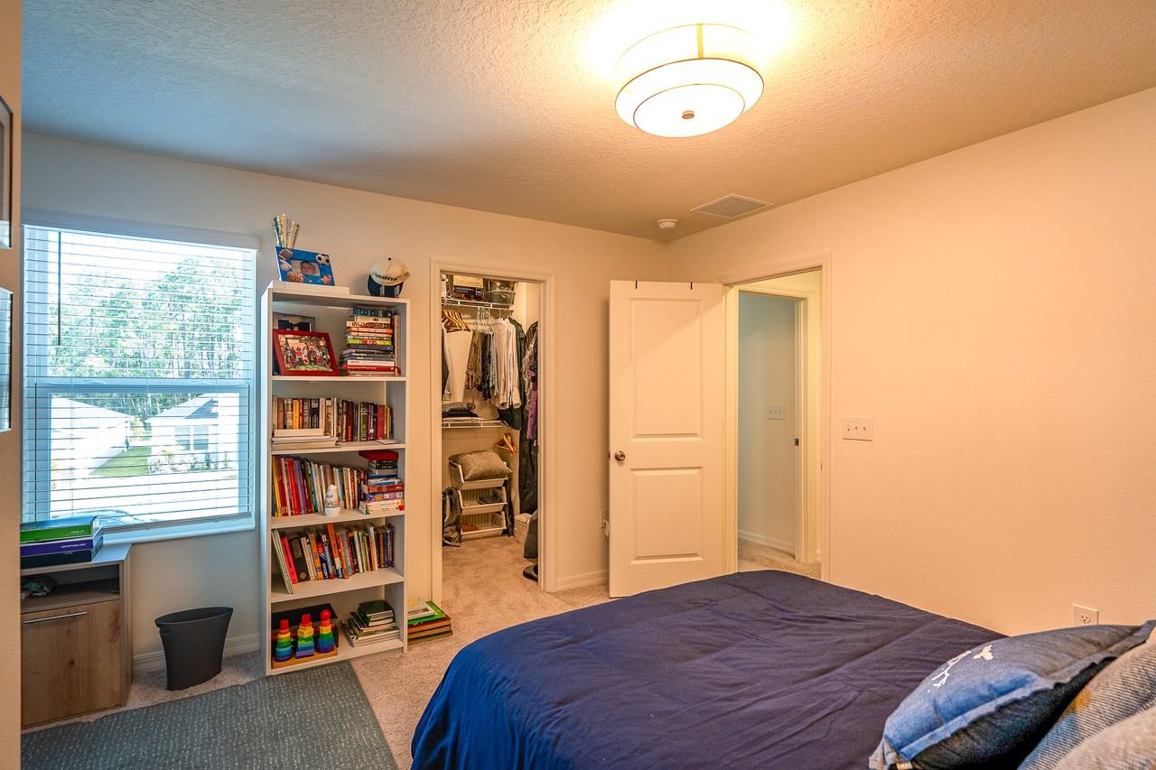 3198 Sanctuary Dr - Photo 4 of 37