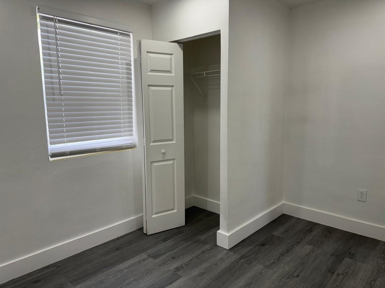 4550 Swst - Photo 4 of 12