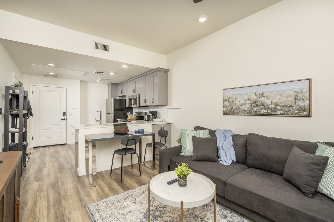 475 N 9th St #314 - Photo 5 of 16