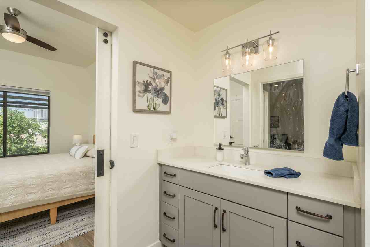 475 N 9th St #314 - Photo 5 of 16