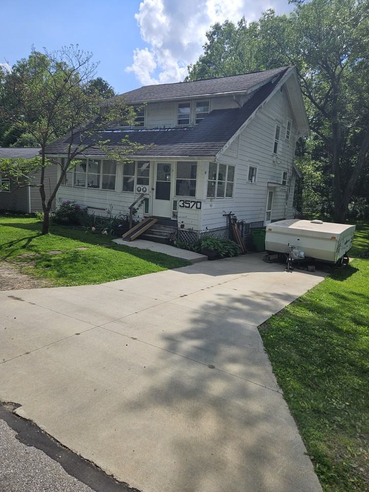 3570 Franklin Rd