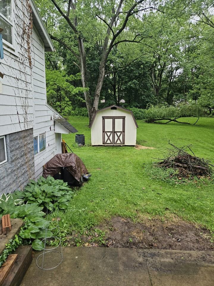 3570 Franklin Rd - Photo 2 of 8