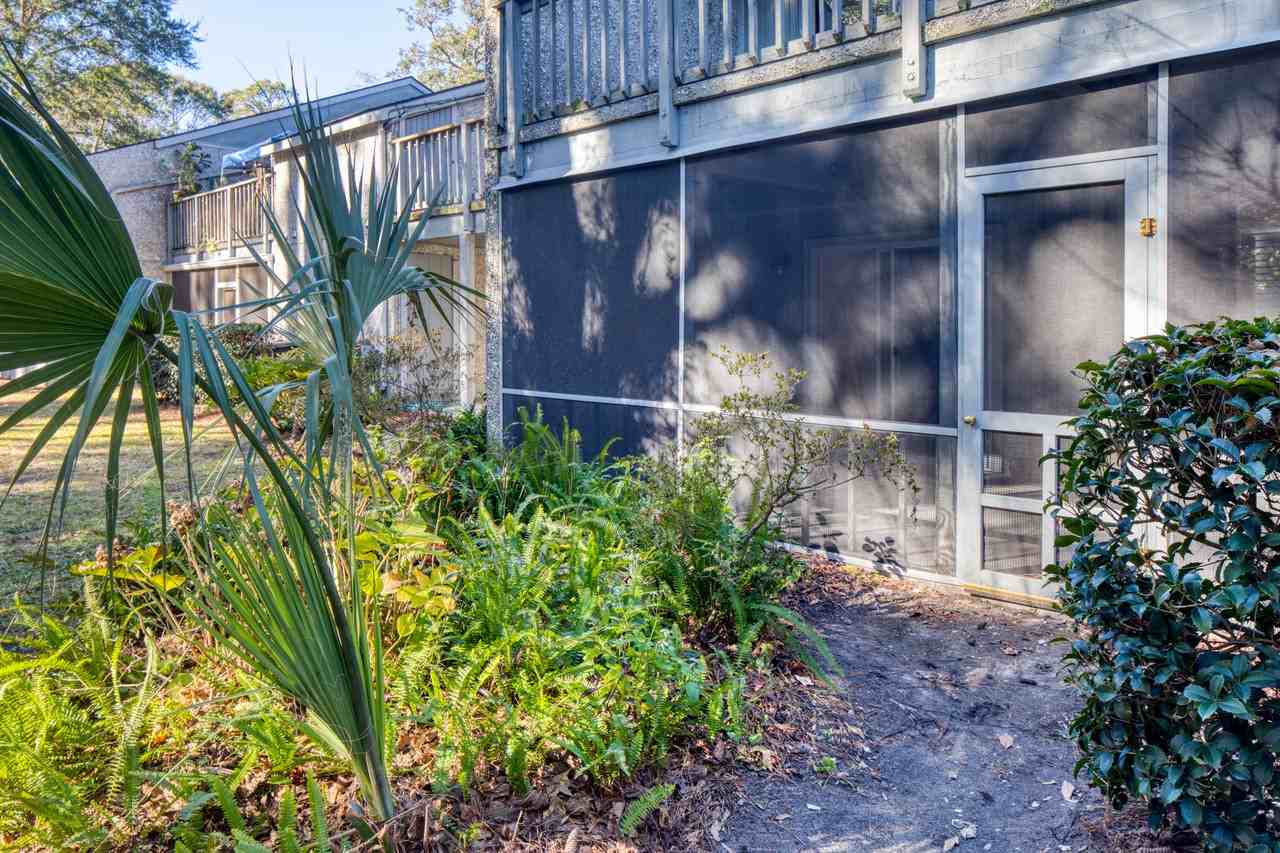 104 Oyster Shell Rd - Photo 2 of 27