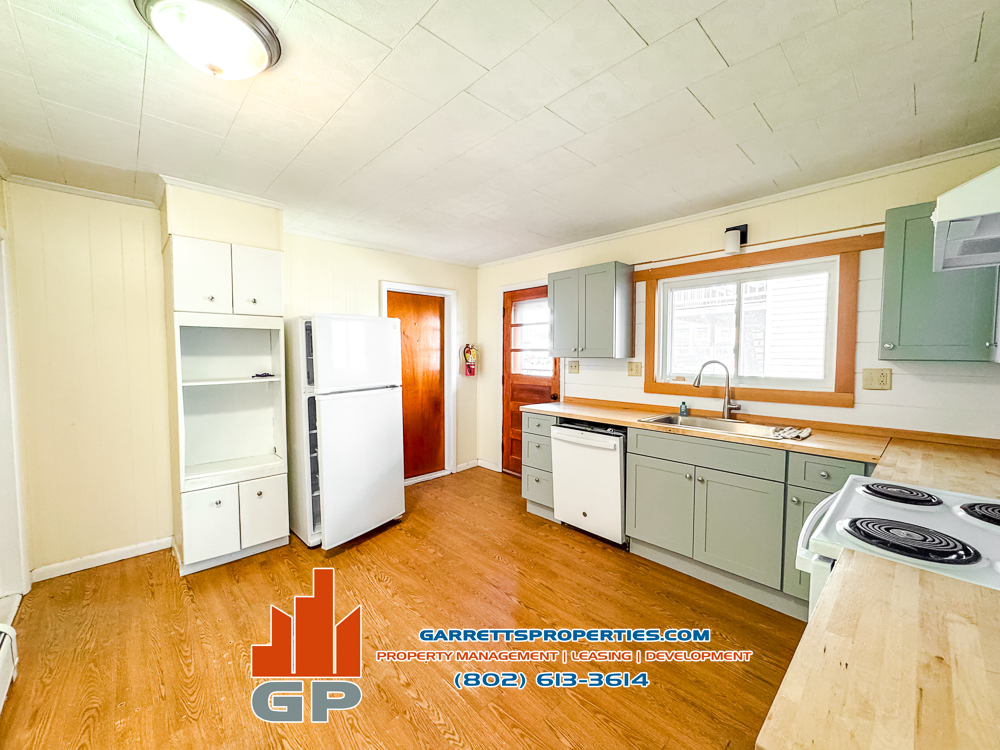 31 Granite St #2 - Photo 3 of 9