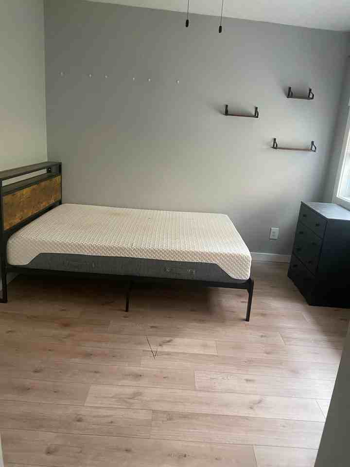 104 3rd St #1 - Photo 6 of 8