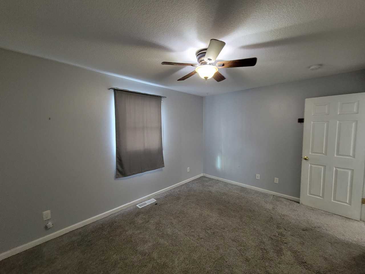 1037 Littlefield Rd - Photo 4 of 25