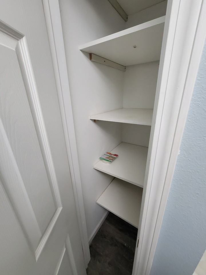1037 Littlefield Rd - Photo 3 of 25