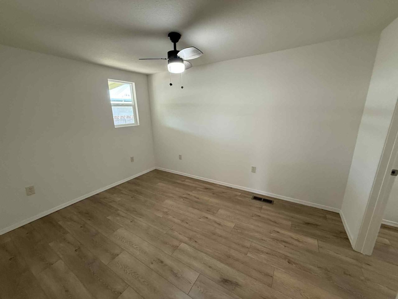 5825 W Lazy S St - Photo 6 of 23