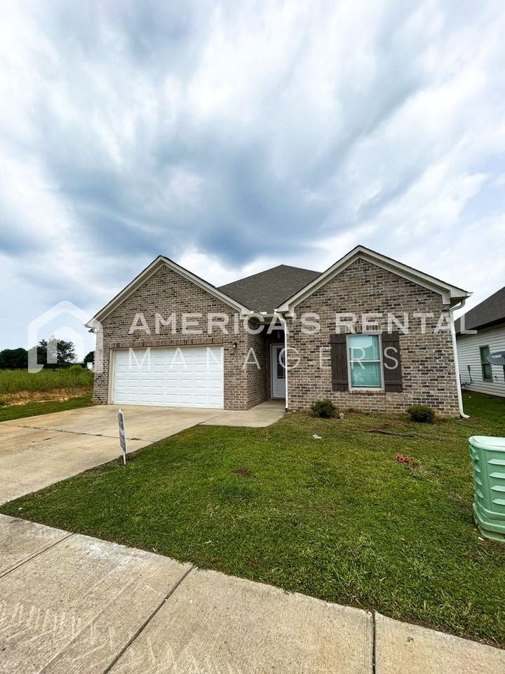 250 County Road 1701 - Photo 4 of 36