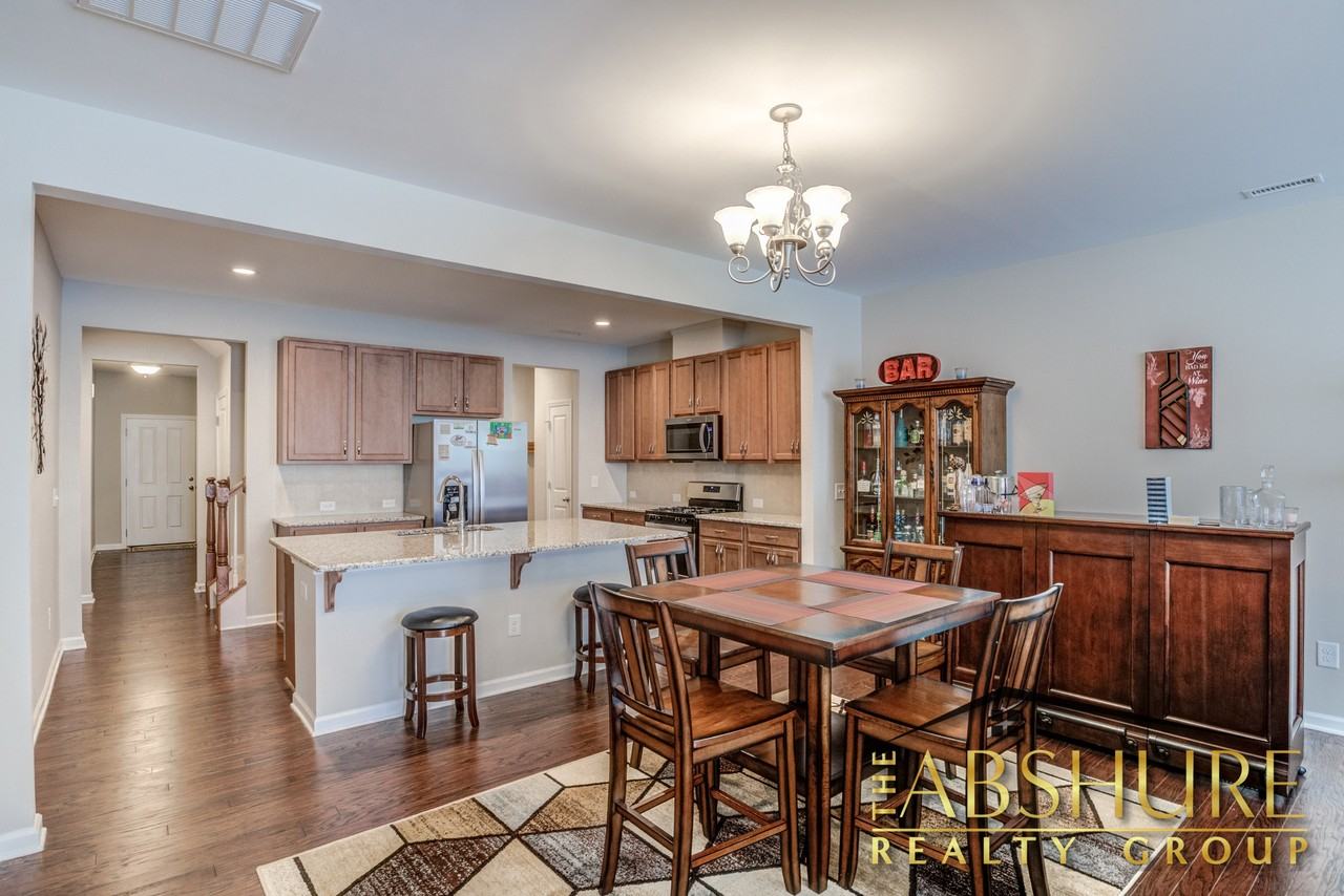 1017 Fitchie Pl #1 - Photo 2 of 25