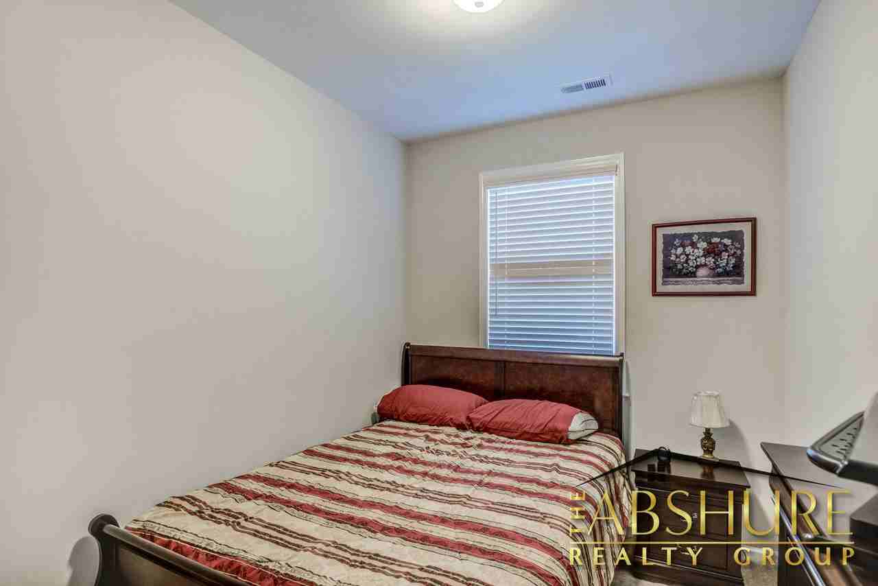 1017 Fitchie Pl #1 - Photo 6 of 25