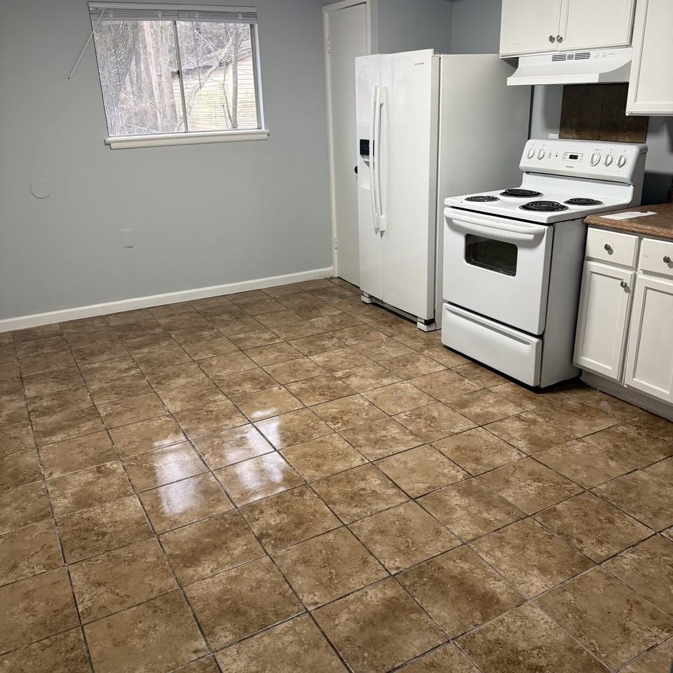 5546 Janet Ave - Photo 7 of 10