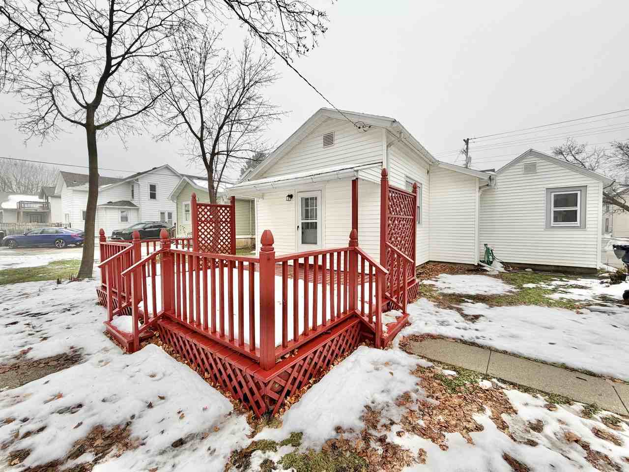 426 S Jackson St - Photo 6 of 24