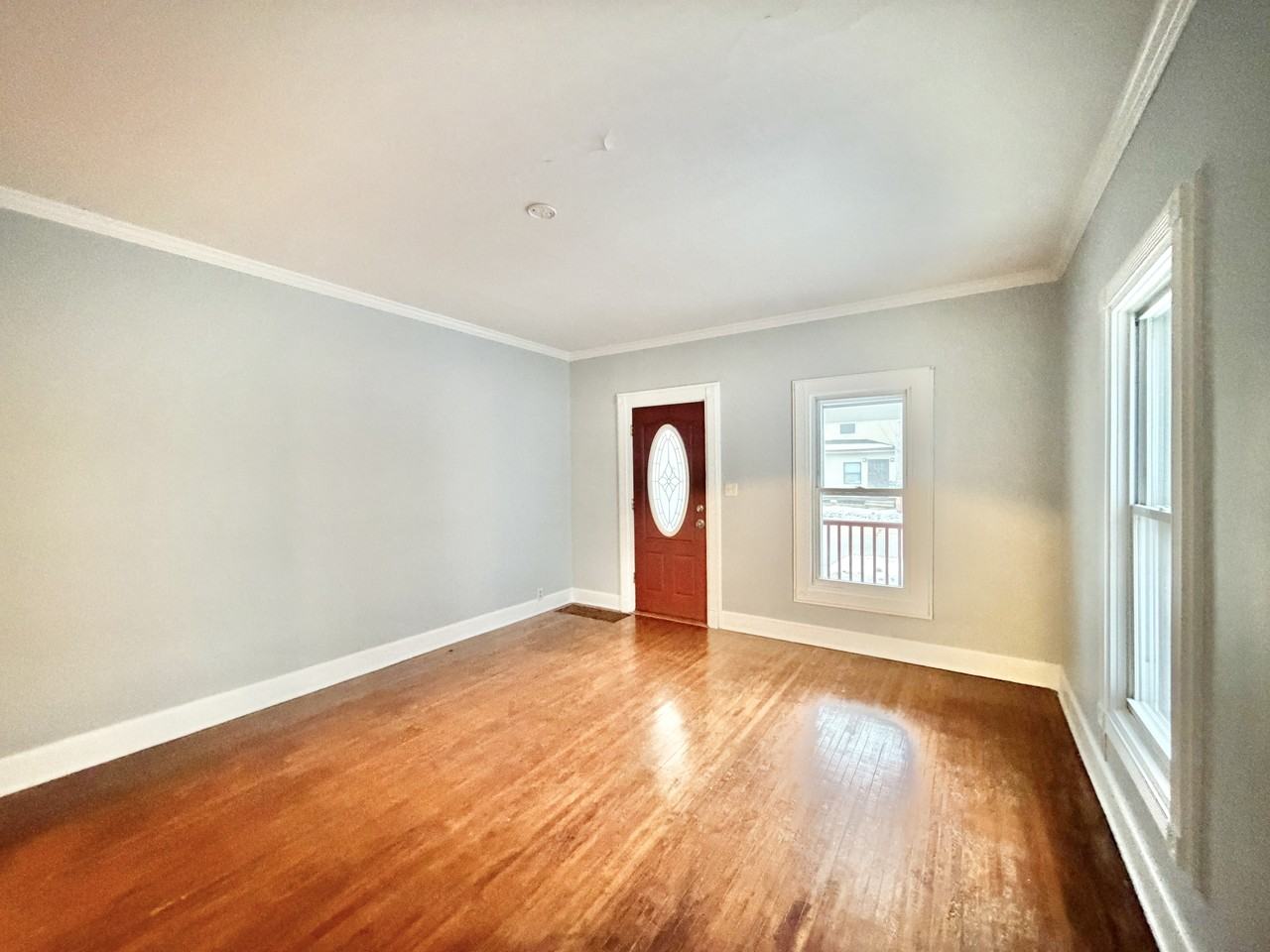 426 S Jackson St - Photo 5 of 24