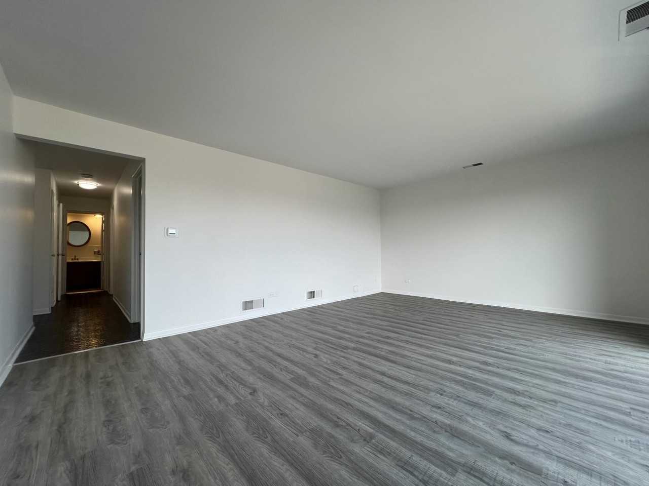 2300 N Harlem Ave #606 - Photo 4 of 20