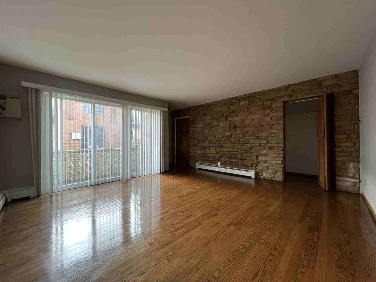 13 Scotdale Rd #1 - Photo 5 of 15