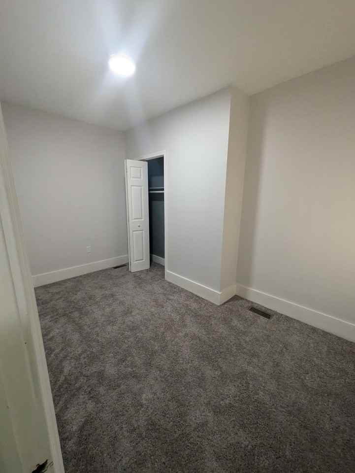 1011 N Spruce St #1 - Photo 7 of 10