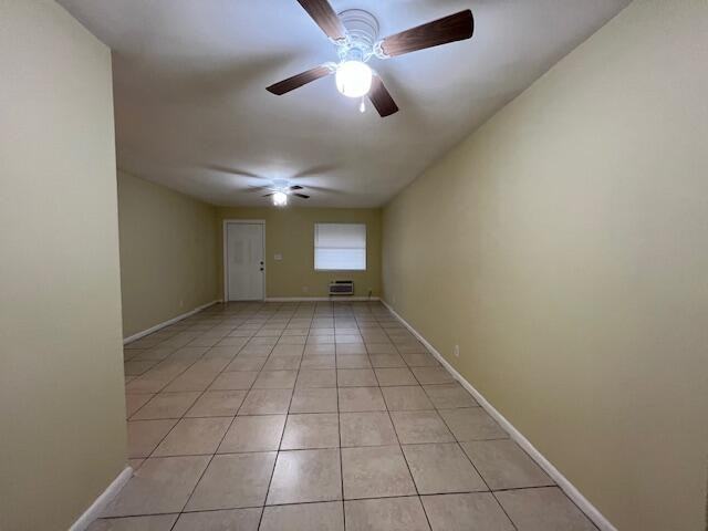 1525 W 28th St #2 - Photo 4 of 26