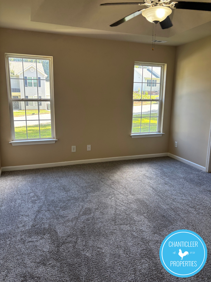 3601 Sherbourne Ln - Photo 4 of 6