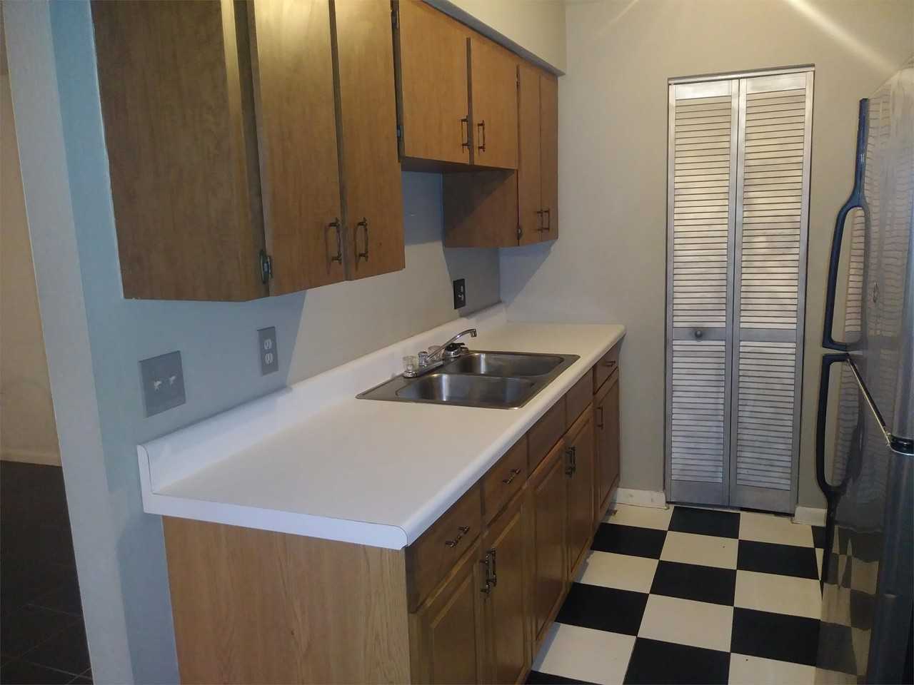 1723 Swterrace - Photo 2 of 29