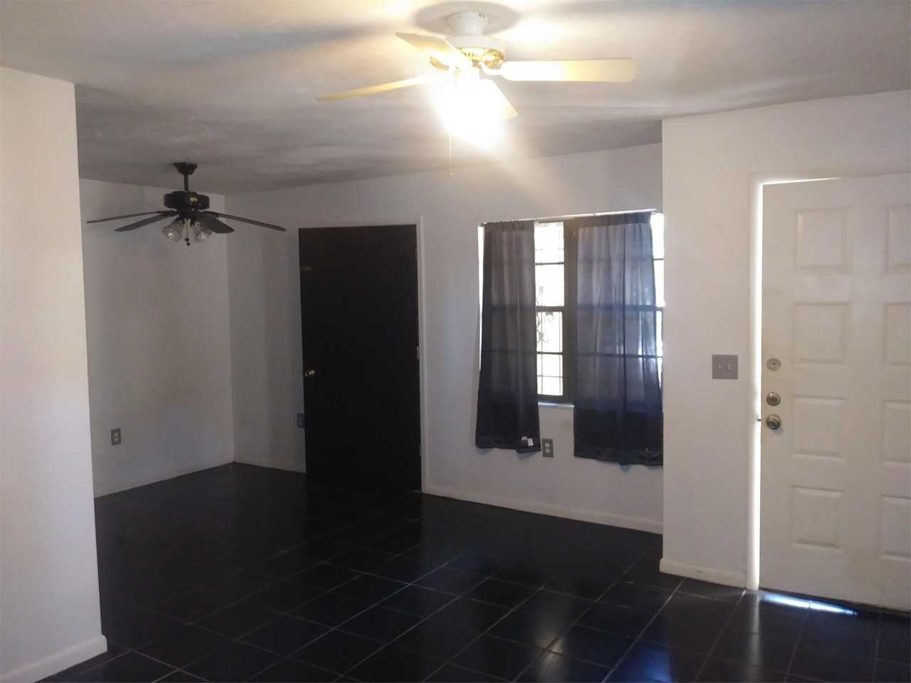 1723 Swterrace - Photo 3 of 29