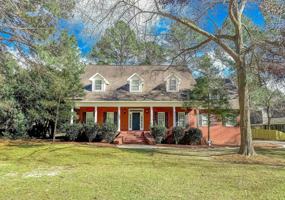 featured image of 906 Monarch Cir