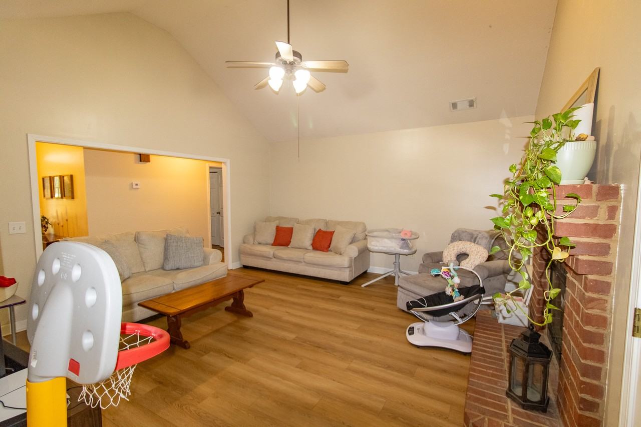 326 Magnolia Church Rd - Photo 2 of 36