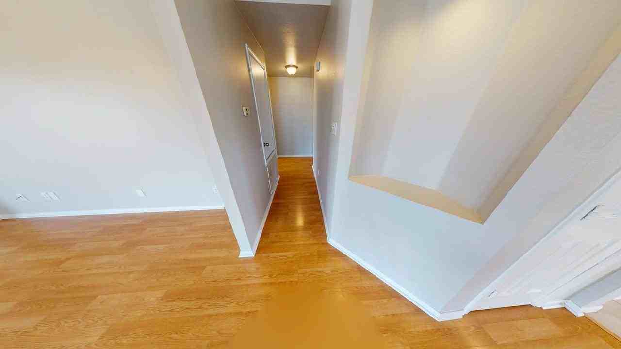 601 Cattail Cir - Photo 2 of 50