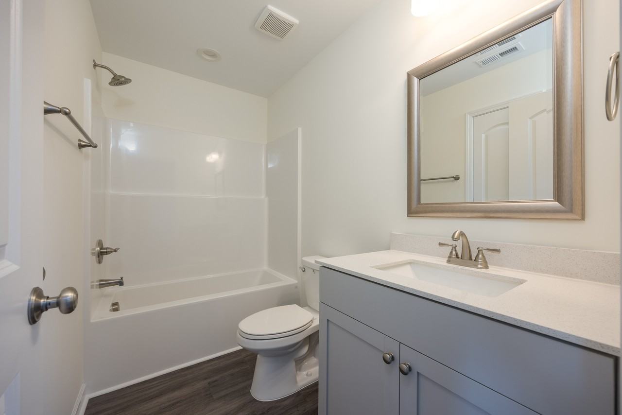 606 S Blackmon St #1 - Photo 2 of 11