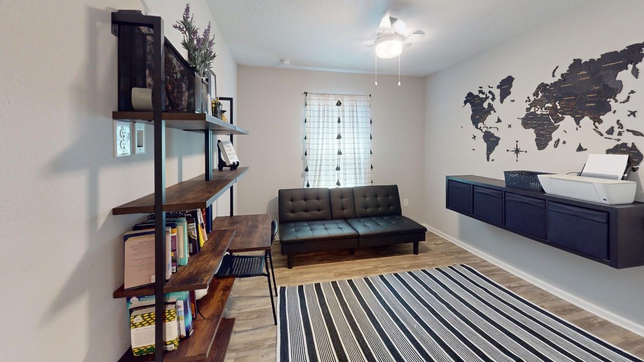 350 Hepburn Rd - Photo 4 of 10