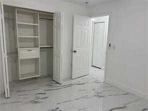 2403 Queenswood Cir - Photo 7 of 22