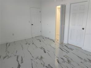 2403 Queenswood Cir - Photo 3 of 22