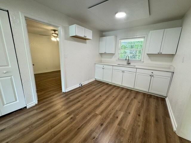 3018 Plantation Rd - Photo 3 of 9