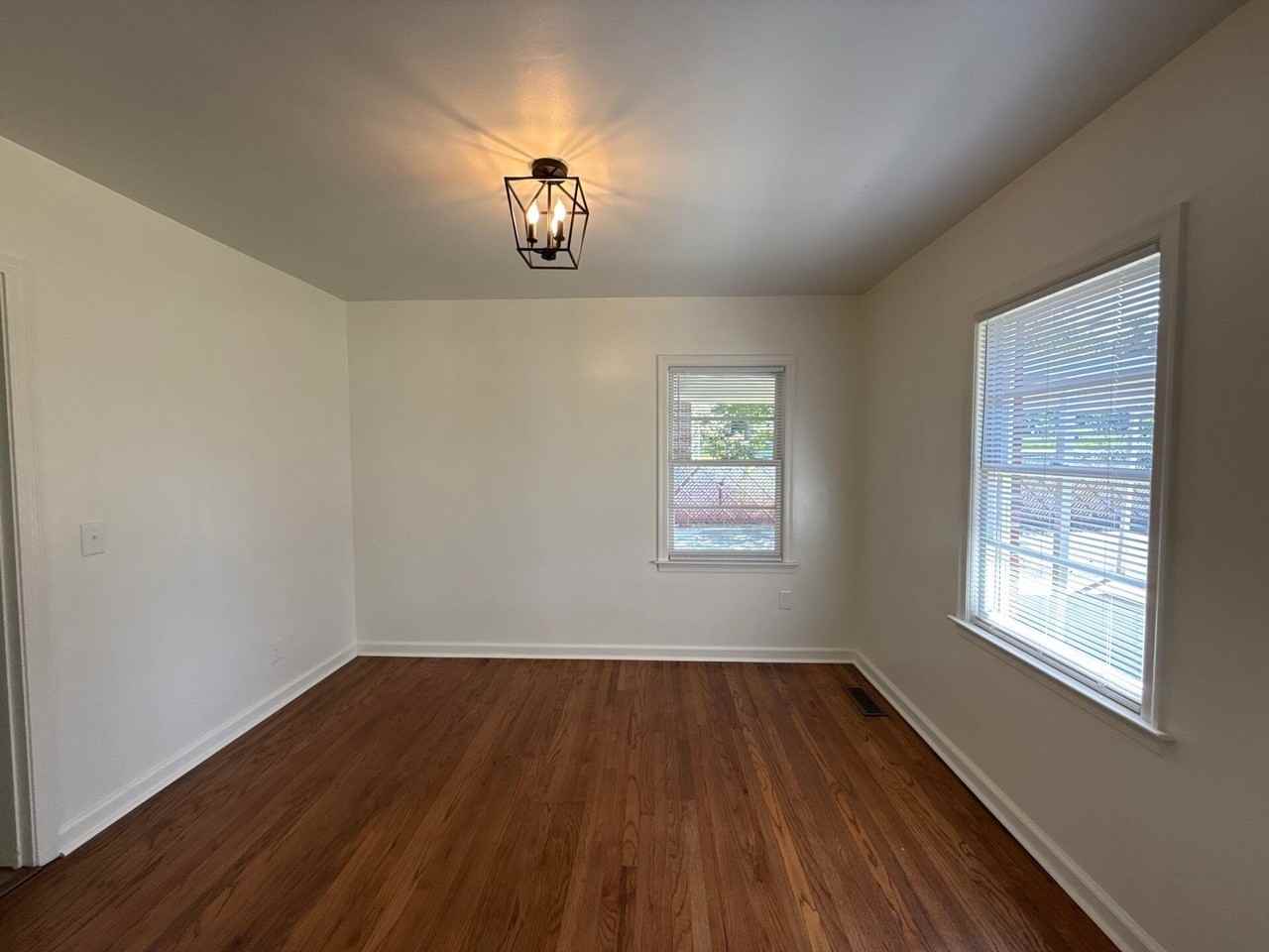 622 Cardinal Ave - Photo 3 of 14